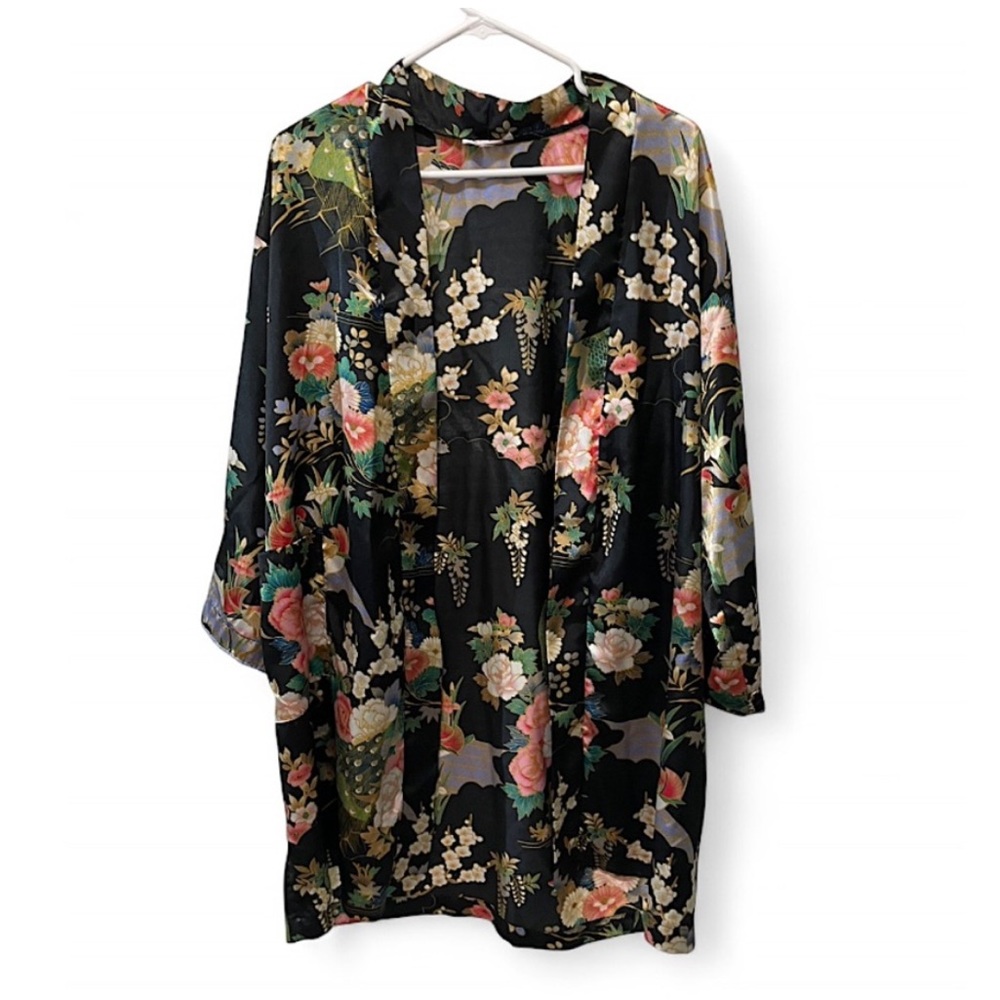 Vintage Black Floral Kimono